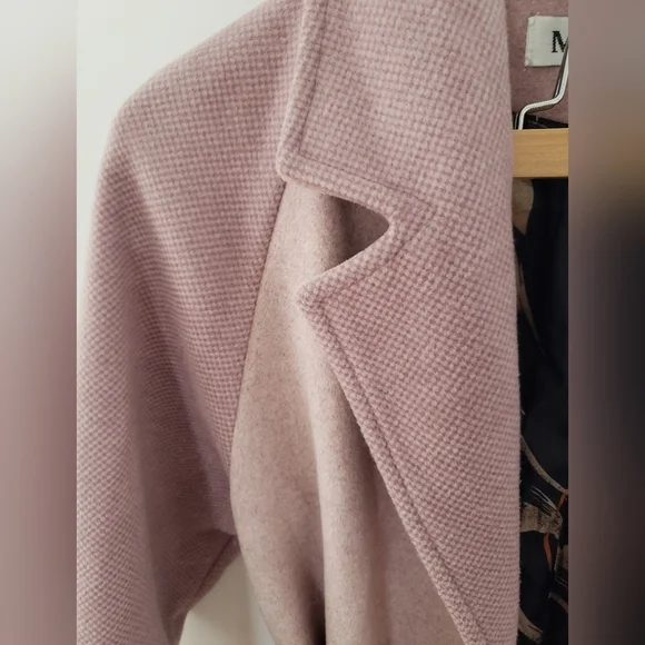Max Mara belted lined pink coat M/L - Picture 6 of 7